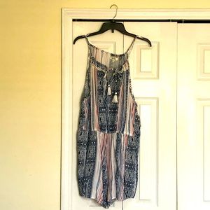 MUDD PRETTY ROMPER SIZE XL